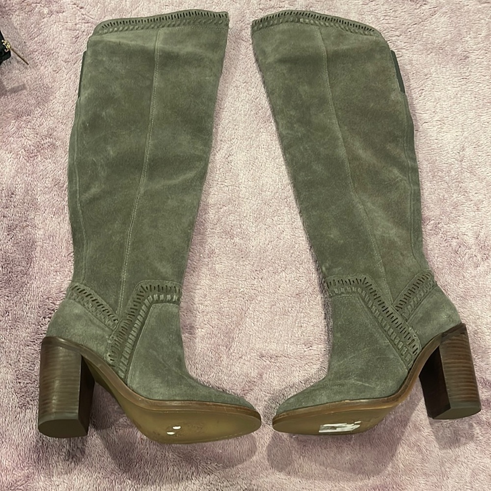 Never worn. VINCE CAMUTO BOOTS